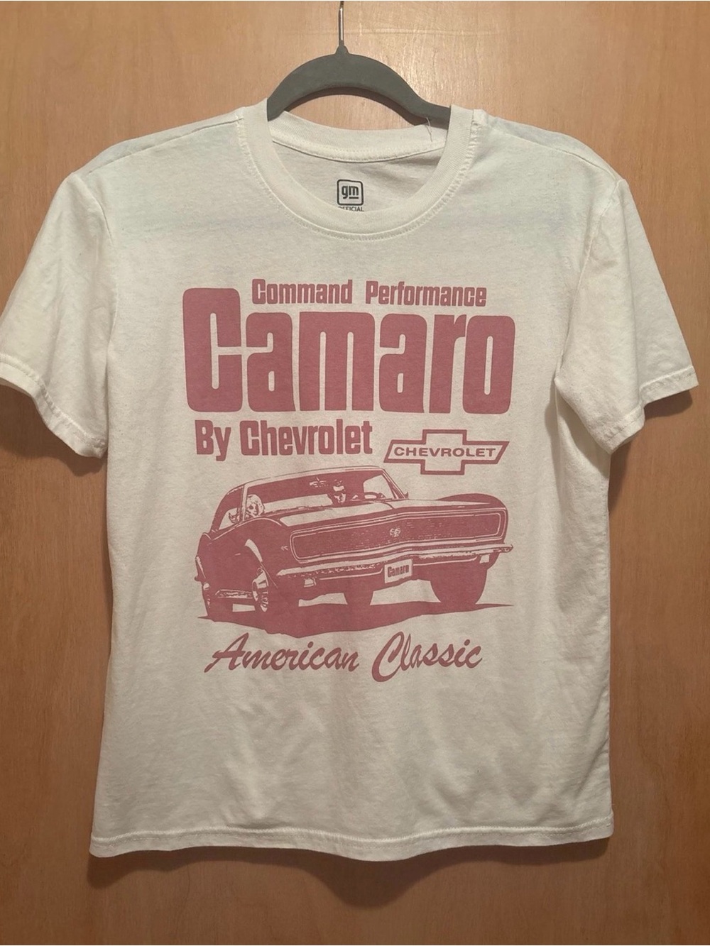 Chevrolet Camaro American Classic Graphic Women’s T-Shirt - GM Official (size M)